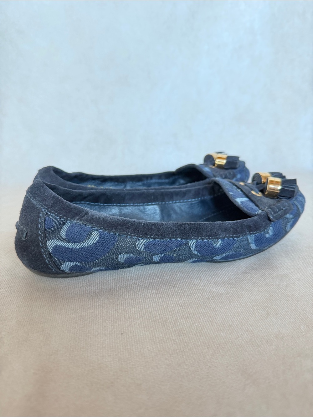 Authentic Louis Vuitton Tassel Ballet Flats – Size 37.5 (US 7–7.5) - Picture 4 of 17